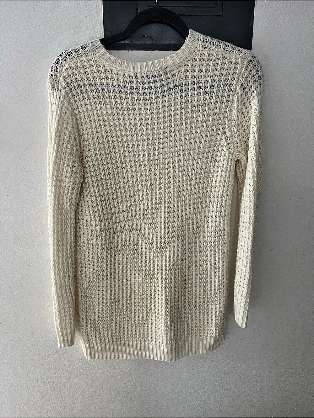 Forever 21 Open Knit Crewneck Sweater in Cream Size Small Like New